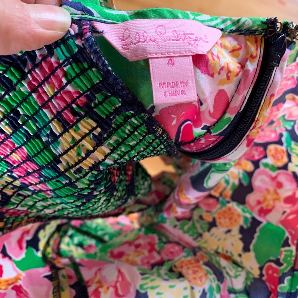 {Lilly Pulitzer} Gardenia peplum top in Getaway Garden. - Picture 7 of 7